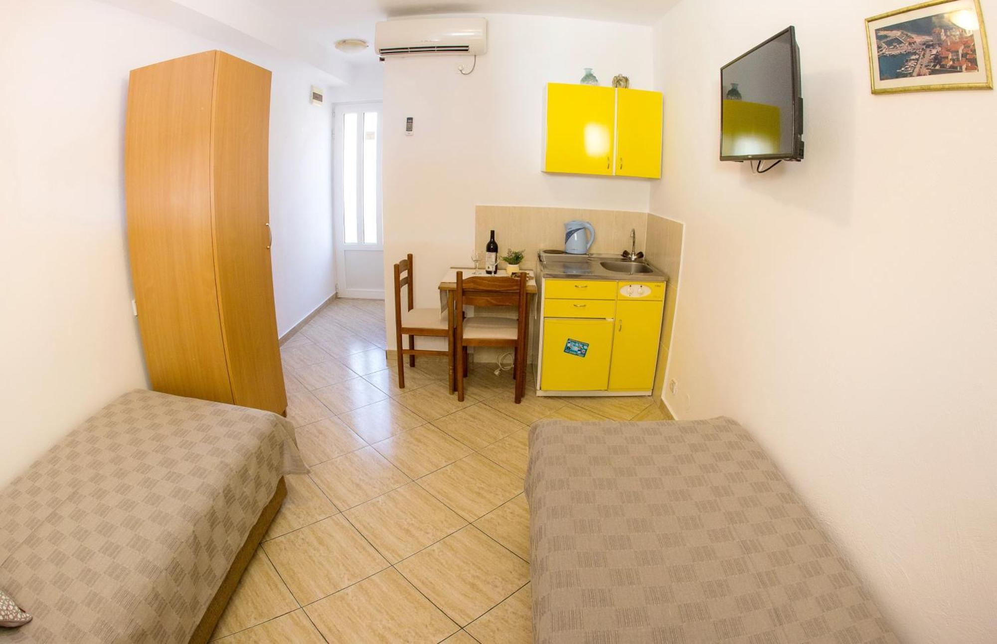 Apartments Angela ブドヴァ エクステリア 写真