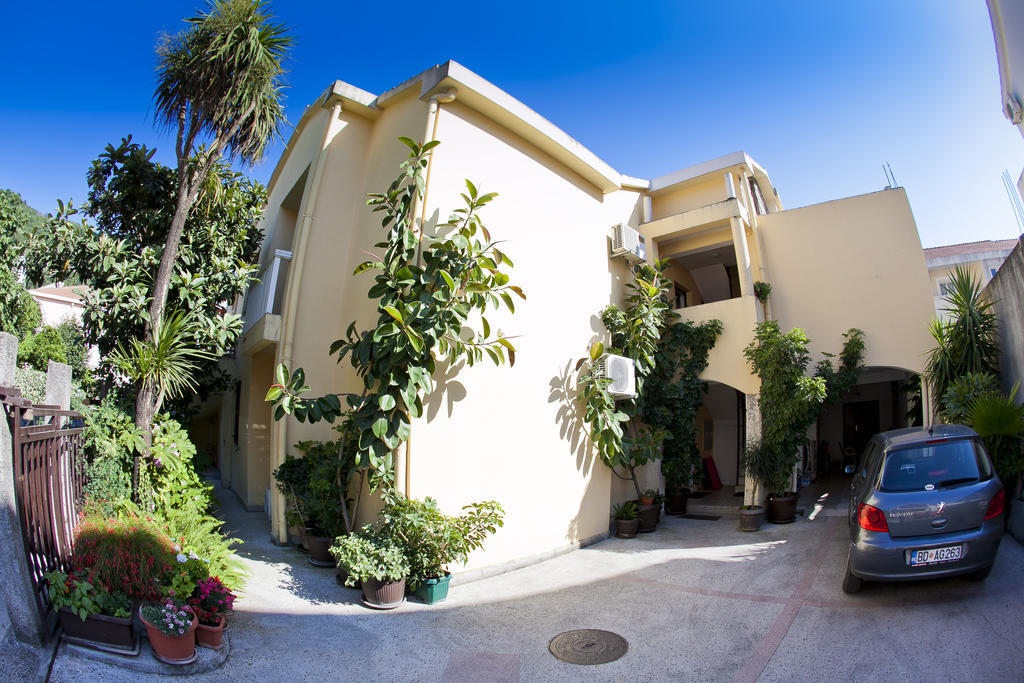 Apartments Angela ブドヴァ エクステリア 写真