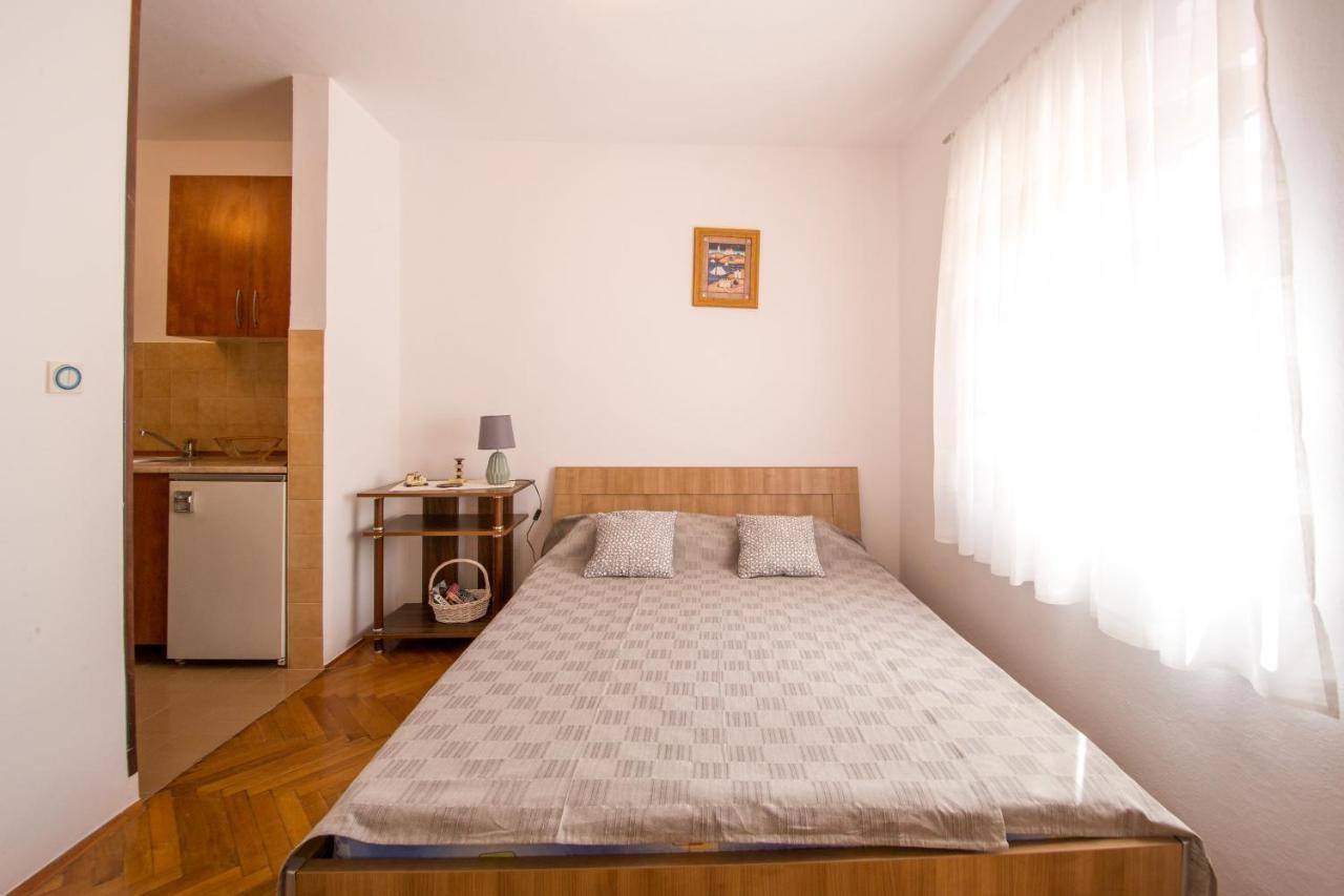 Apartments Angela ブドヴァ エクステリア 写真